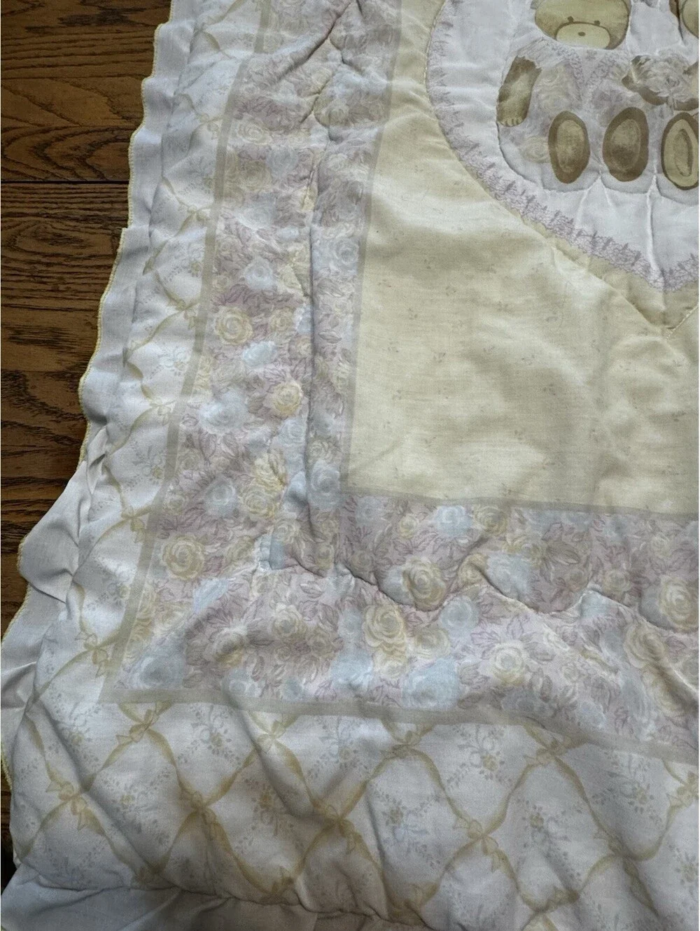 Vintage Junior Custom Quilting Mfg. Crib Quilt Teddy Bears Ruffled Quilted
